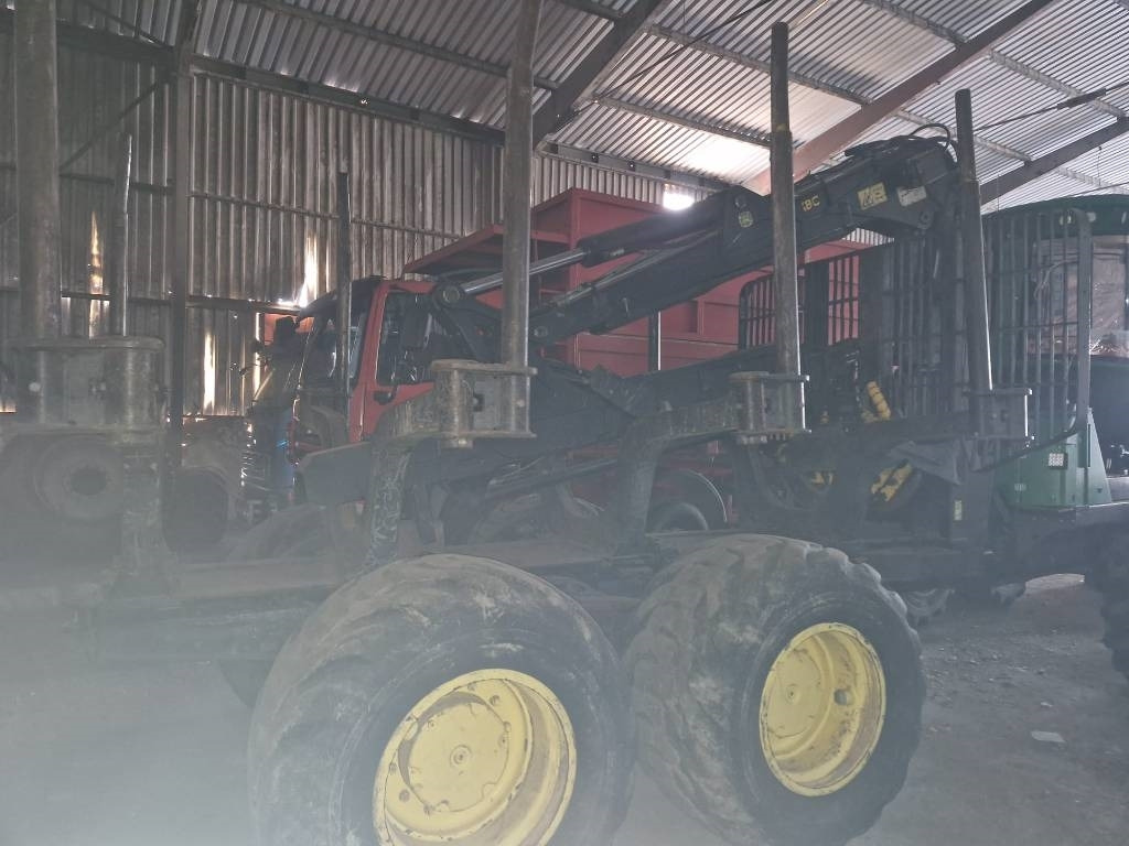 John Deere 1510 E - Skotare: bild 3 John Deere 1510 E - Skotare: bild 3