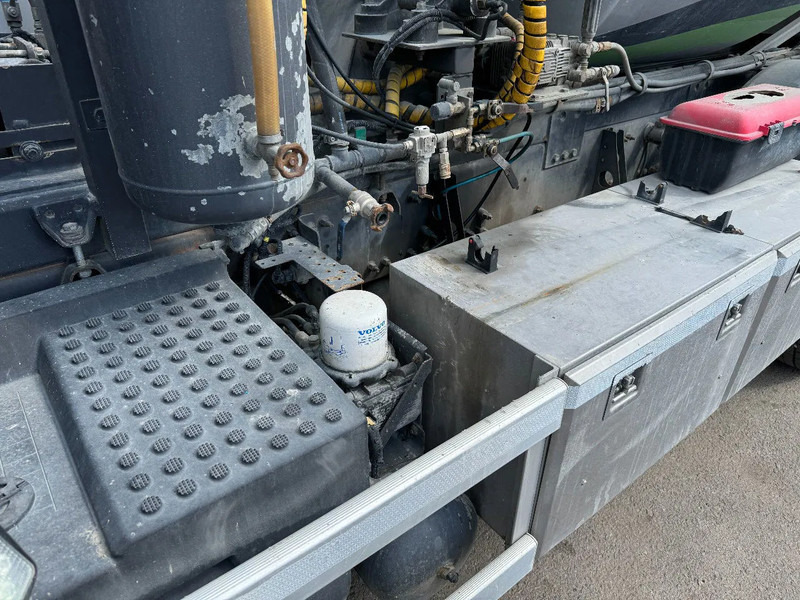 Volvo FH 460 6x2*4, Euro 6, Mixer with Hydraulic-slide, 2013 - Betongbil: bild 5 Volvo FH 460 6x2*4, Euro 6, Mixer with Hydraulic-slide, 2013 - Betongbil: bild 5