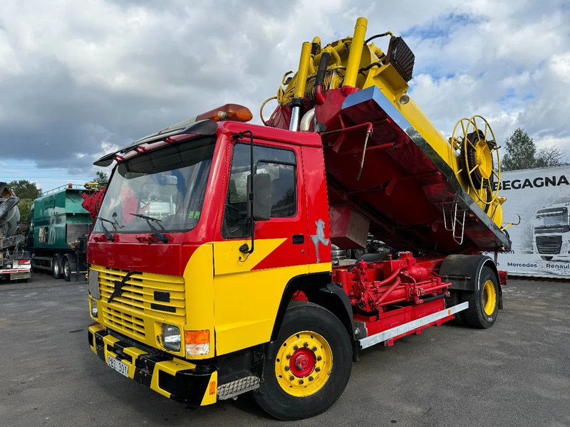 Volvo FL 10.320 4x2, Tipper 12m3 Sludge & Flushing Truck, with remote control, YM: 1990 - Sugbil: bild 3 Volvo FL 10.320 4x2, Tipper 12m3 Sludge & Flushing Truck, with remote control, YM: 1990 - Sugbil: bild 3