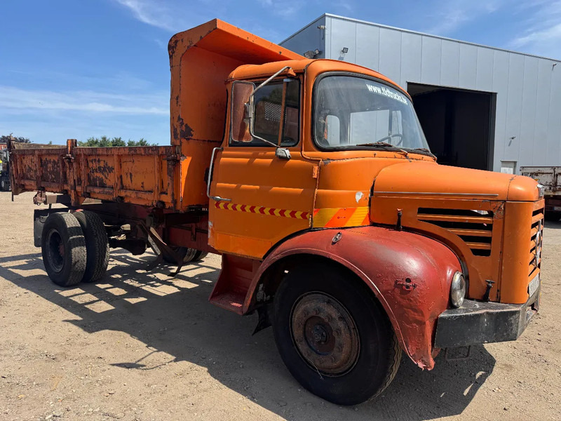 BERLIET L62 **4CYL-BENNE** - Tippbil lastbil: bild 3 BERLIET L62 **4CYL-BENNE** - Tippbil lastbil: bild 3