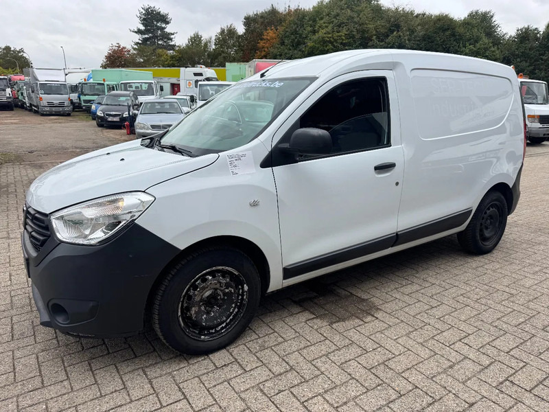 Dacia Dokker **55Kw-EURO6D-AIRCO** - Små skåpbil: bild 1 Dacia Dokker **55Kw-EURO6D-AIRCO** - Små skåpbil: bild 1