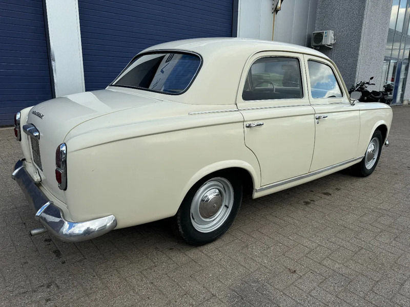 Peugeot 403 **1963 PEUGEOT 403** - Personbil: bild 4 Peugeot 403 **1963 PEUGEOT 403** - Personbil: bild 4