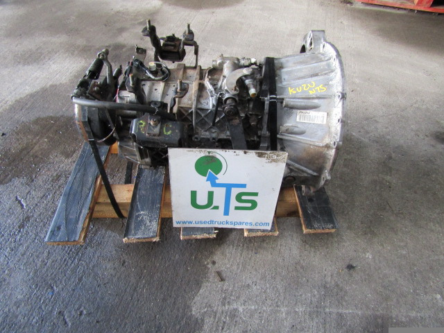 ISUZU 6 SPEED MANUAL GEARBOX P/NO MZ087 – TO257182 - Växellåda för Lastbil: bild 1 ISUZU 6 SPEED MANUAL GEARBOX P/NO MZ087 – TO257182 - Växellåda för Lastbil: bild 1