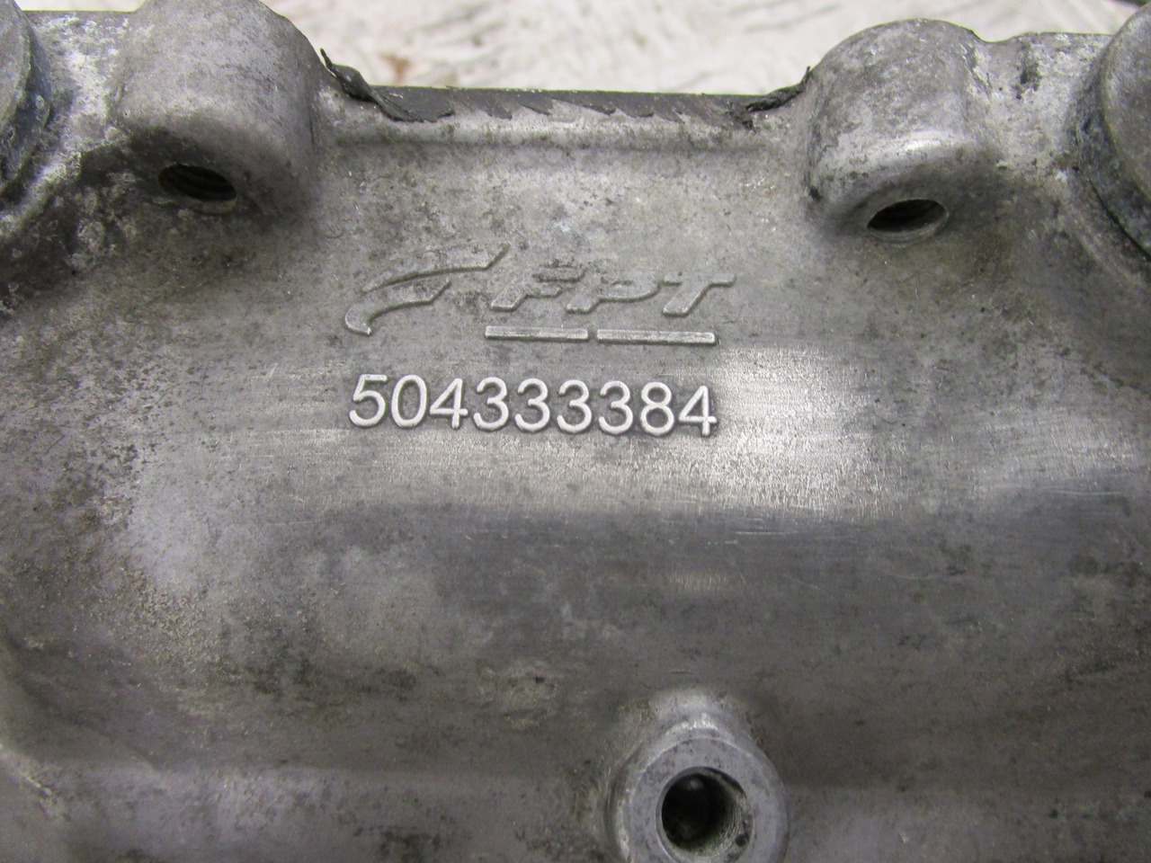 IVECO DAILY 3.0 INLET MANIFOLD P/NO 504333384 - Motor och reservdelar för Lastbil: bild 2 IVECO DAILY 3.0 INLET MANIFOLD P/NO 504333384 - Motor och reservdelar för Lastbil: bild 2