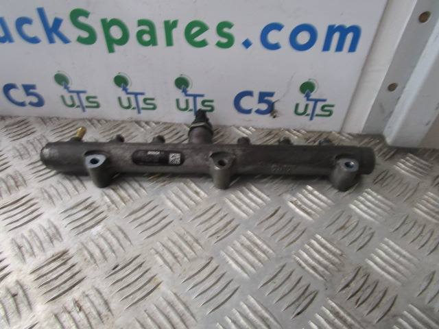 MAN TGL DO834 LFL54 BOSCH FUEL RAIL P/NO 0445224033 - Motor och reservdelar för Lastbil: bild 1 MAN TGL DO834 LFL54 BOSCH FUEL RAIL P/NO 0445224033 - Motor och reservdelar för Lastbil: bild 1