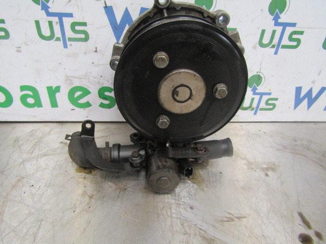 MAN TGM 340 DO836 WATER PUMP P/NO 51.06501-3267 - Motor och reservdelar för Lastbil: bild 1 MAN TGM 340 DO836 WATER PUMP P/NO 51.06501-3267 - Motor och reservdelar för Lastbil: bild 1