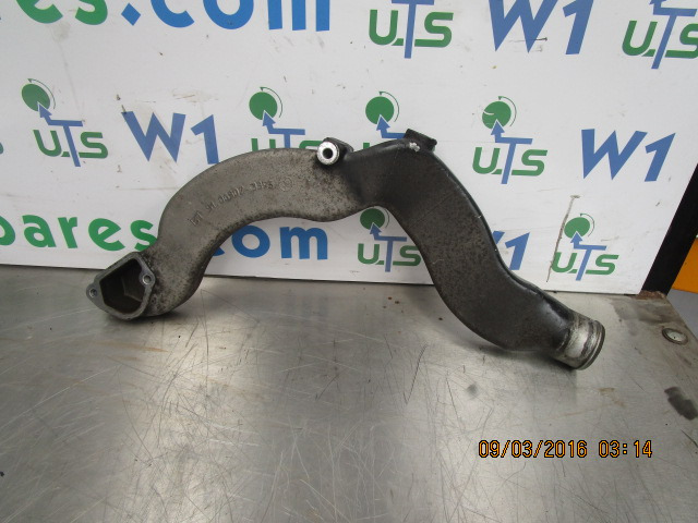 MAN TGM DO836 LFL53 INTERCOOLER PIPE 51063023395 - Motor och reservdelar för Lastbil: bild 1 MAN TGM DO836 LFL53 INTERCOOLER PIPE 51063023395 - Motor och reservdelar för Lastbil: bild 1