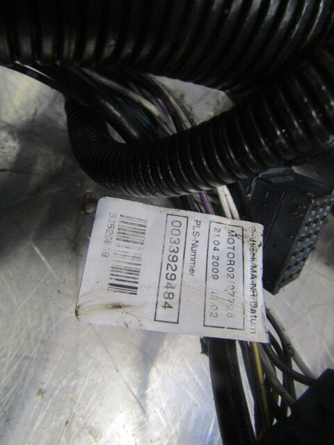 MERCEDES AXOR 1829 MANUAL GEARBOX WIRING HARNESS P/NO 003929484 - Elektriskt system för Lastbil: bild 1 MERCEDES AXOR 1829 MANUAL GEARBOX WIRING HARNESS P/NO 003929484 - Elektriskt system för Lastbil: bild 1