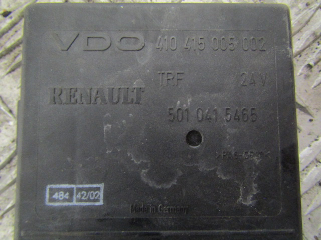 REANULT MIDLUM DCI VDO CONTROL UNIT P/NO 501 0415465/410415005002 - Elektriskt system för Lastbil: bild 2 REANULT MIDLUM DCI VDO CONTROL UNIT P/NO 501 0415465/410415005002 - Elektriskt system för Lastbil: bild 2