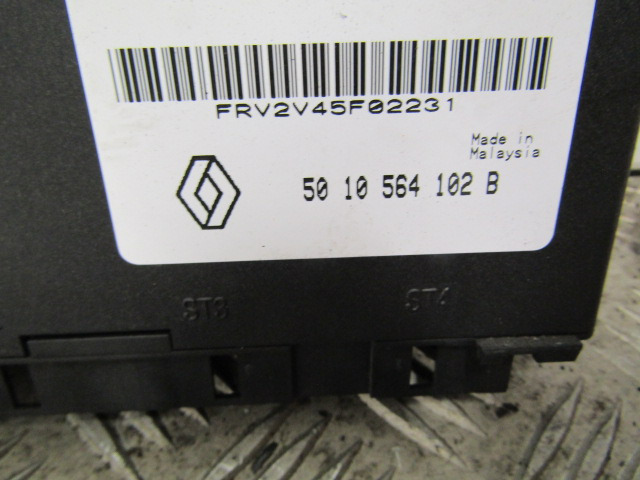 RENAULT MIDLUM VEHICLE BODY ECU P/NO 5010564102B / 461470002008 - Kontrollenhet för Lastbil: bild 2 RENAULT MIDLUM VEHICLE BODY ECU P/NO 5010564102B / 461470002008 - Kontrollenhet för Lastbil: bild 2