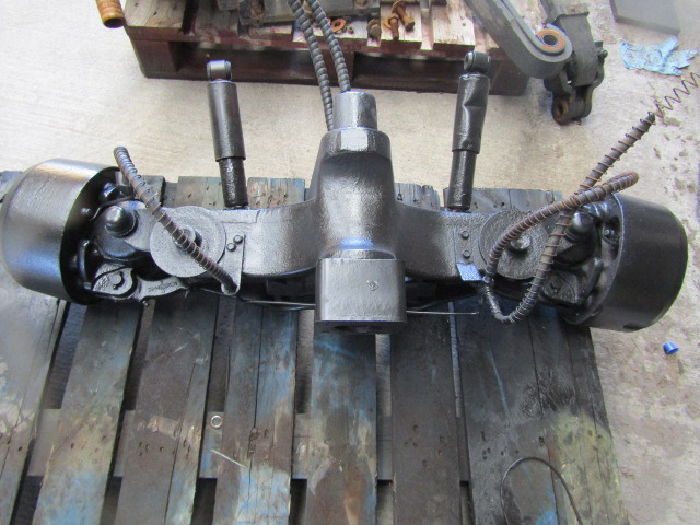 SCHMIDT SWINGO 2WD FRONT AXLE COMPLETE - Framaxel för Utility/ Specialfordon: bild 1 SCHMIDT SWINGO 2WD FRONT AXLE COMPLETE - Framaxel för Utility/ Specialfordon: bild 1