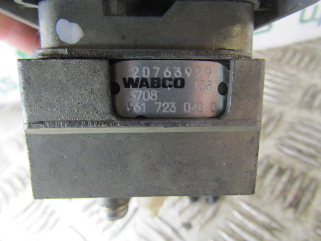 VOLVO FE HAND BRAKE CONTROL UNIT WABCO 20763929 - Elektriskt system för Lastbil: bild 3 VOLVO FE HAND BRAKE CONTROL UNIT WABCO 20763929 - Elektriskt system för Lastbil: bild 3
