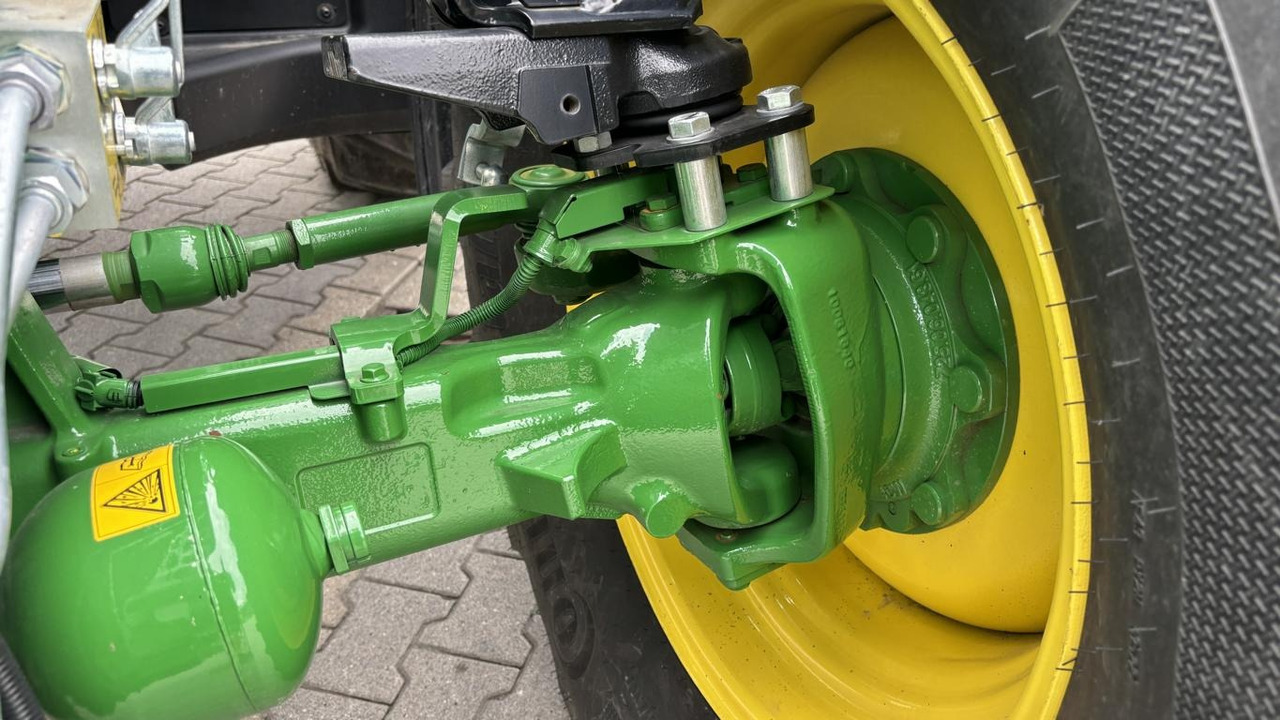 Ny Traktor John Deere TRAKTOR 6120M MIT KABINE: bild 17