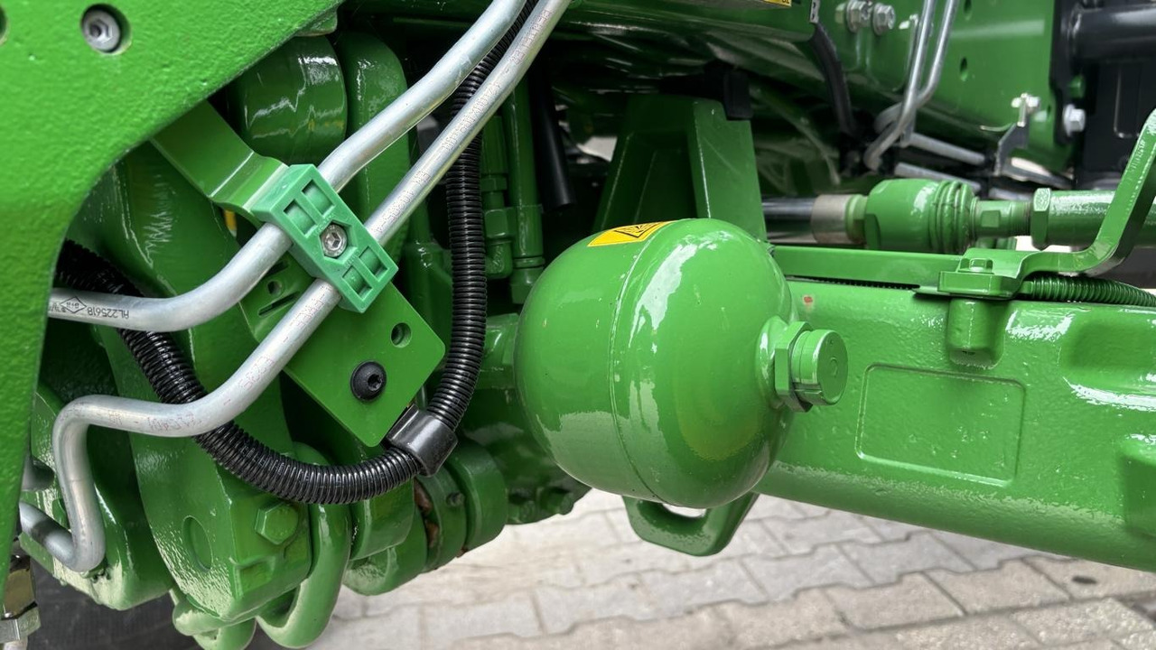 Ny Traktor John Deere TRAKTOR 6120M MIT KABINE: bild 16