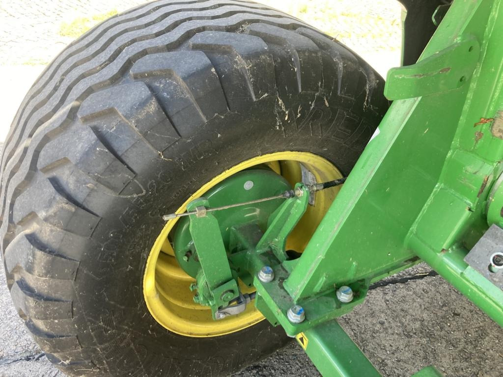 John Deere V461M - Inplastar: bild 2 John Deere V461M - Inplastar: bild 2