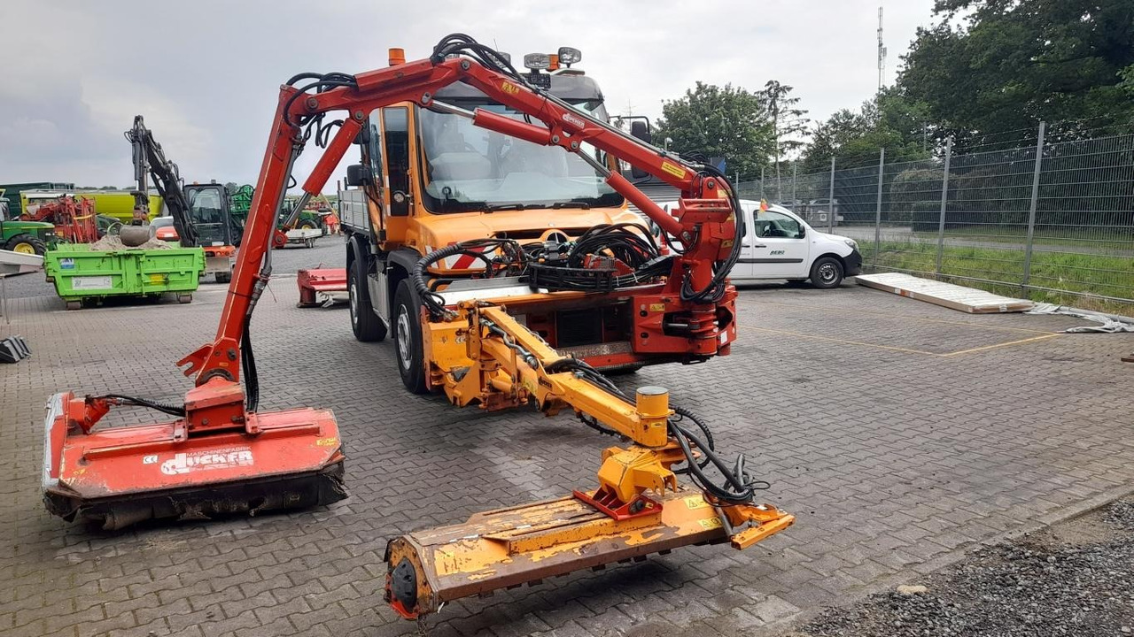 Mercedes-Benz UNIMOG U 527 - Utility/ Specialfordon: bild 4 Mercedes-Benz UNIMOG U 527 - Utility/ Specialfordon: bild 4