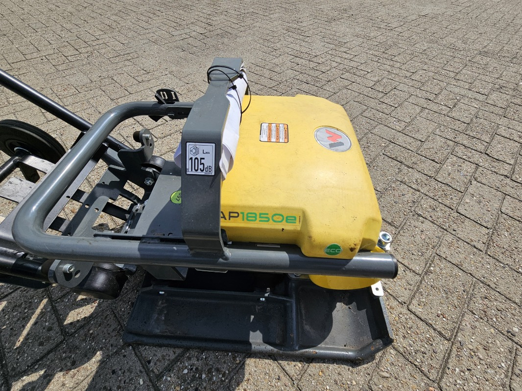 Wacker AP 1850E - Vibroplatta: bild 4 Wacker AP 1850E - Vibroplatta: bild 4
