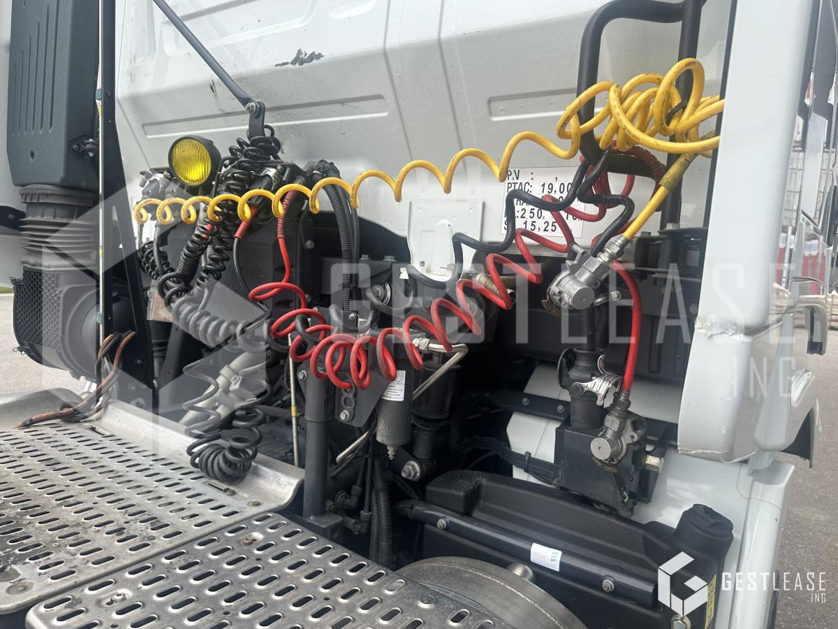 Dragbil Iveco Stralis: bild 8