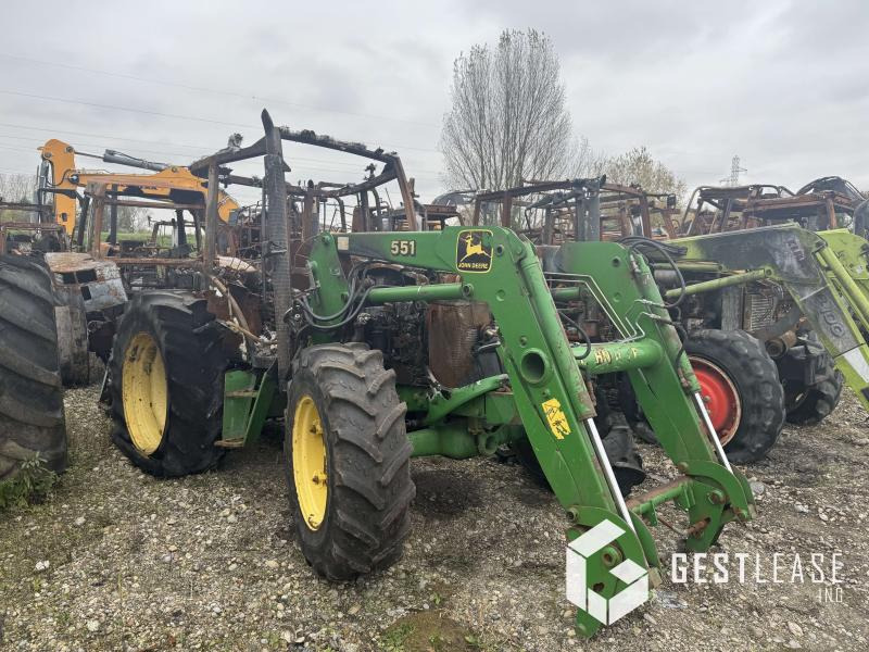 John Deere 5720 - Traktor: bild 2 John Deere 5720 - Traktor: bild 2