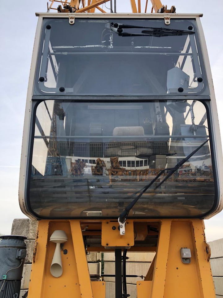 Liebherr 112EC-H Litronic - Tornkran: bild 1 Liebherr 112EC-H Litronic - Tornkran: bild 1