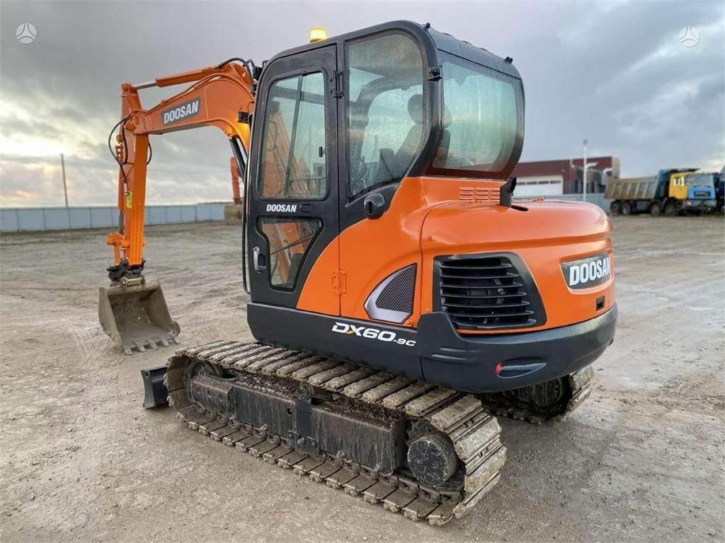 Doosan DX 60 C - Minigrävmaskin: bild 3 Doosan DX 60 C - Minigrävmaskin: bild 3