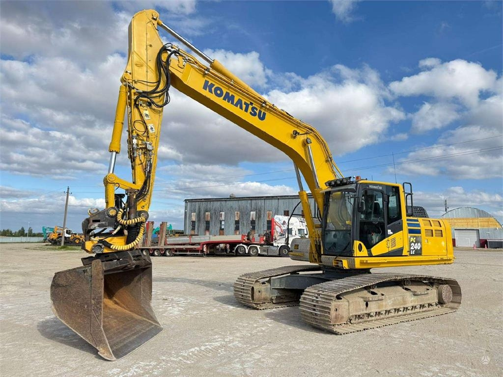 Komatsu PC 240 LC-10 ENGCON ROTOTILT - Bandgrävare: bild 1 Komatsu PC 240 LC-10 ENGCON ROTOTILT - Bandgrävare: bild 1