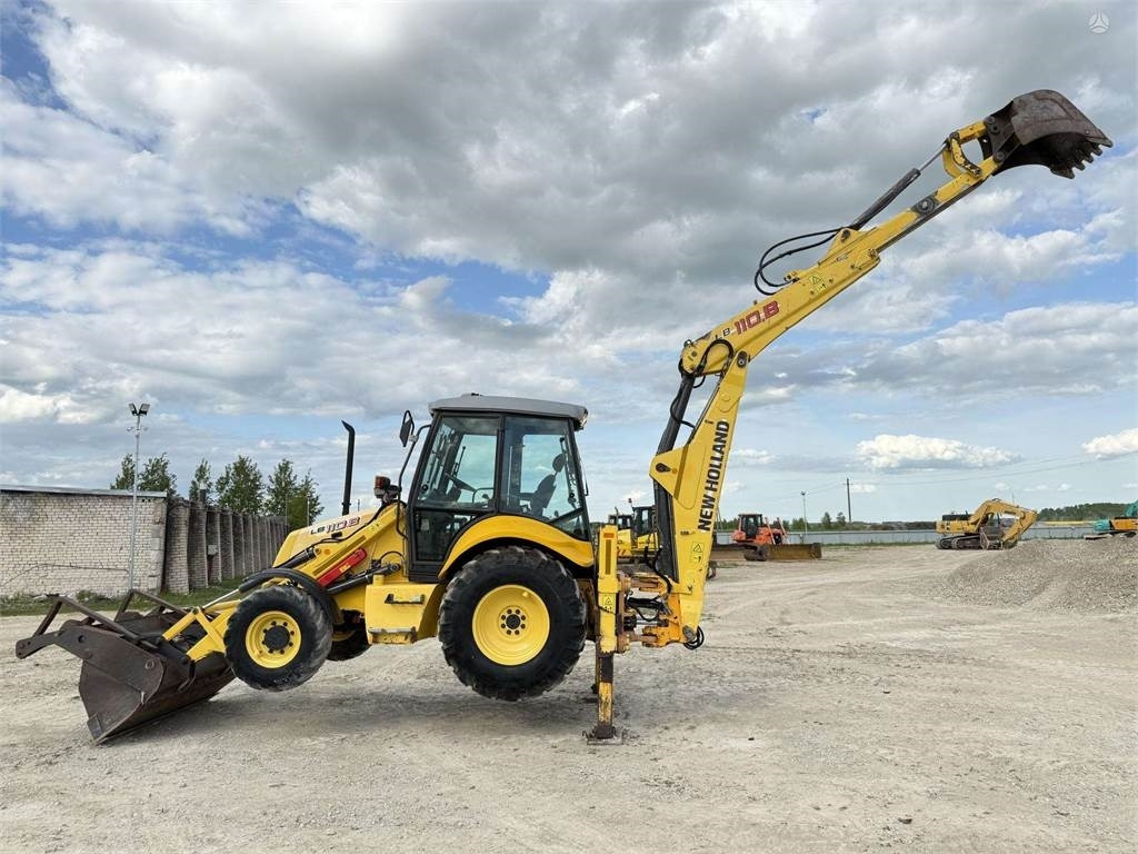 New Holland LB 110 B-4PT - Grävlastare: bild 3 New Holland LB 110 B-4PT - Grävlastare: bild 3