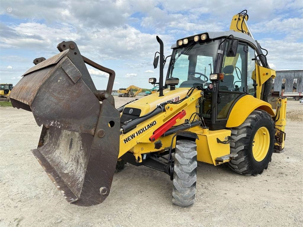New Holland LB 110 B-4PT - Grävlastare: bild 1 New Holland LB 110 B-4PT - Grävlastare: bild 1