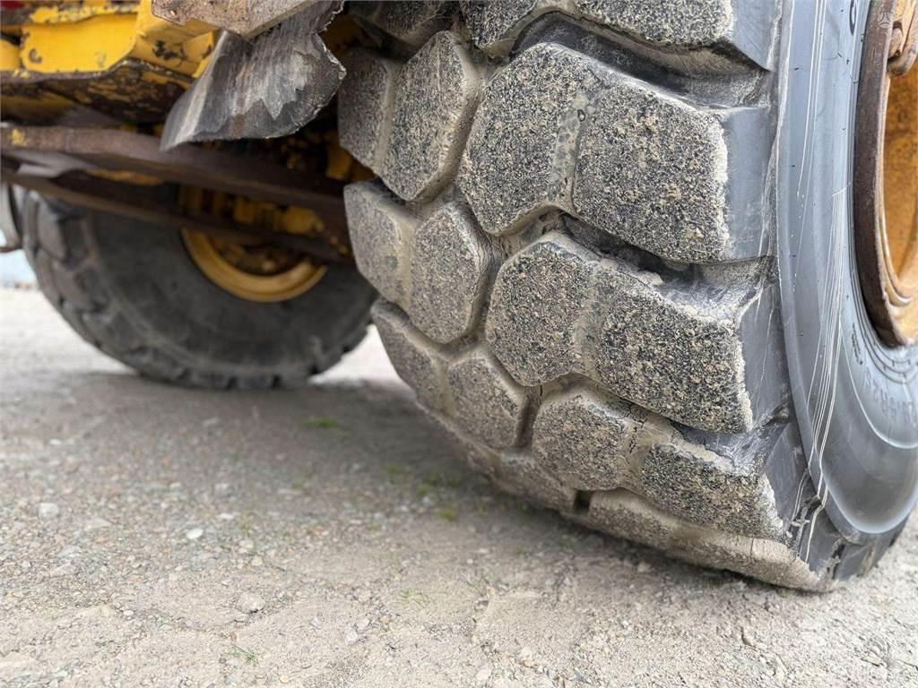 Ramstyrd dumper Volvo A40D , SCANDINAVIAN: bild 21