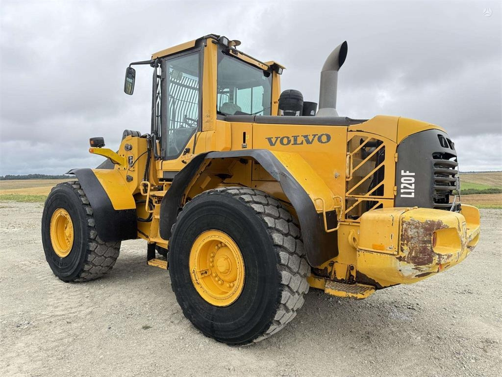 Volvo L 120 F , 4rd line , coupler - Hjullastare: bild 3 Volvo L 120 F , 4rd line , coupler - Hjullastare: bild 3