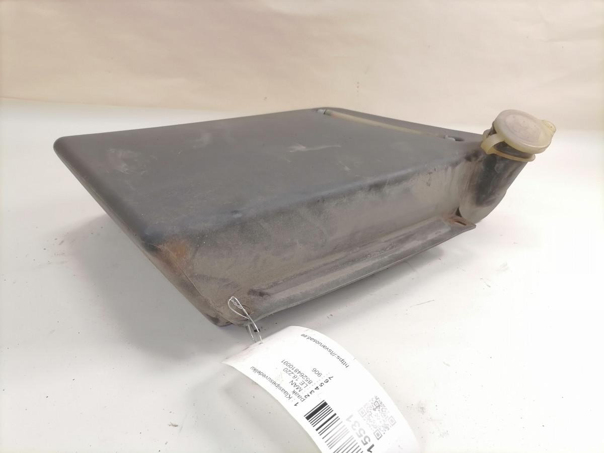 MAN Windscreen washer fluid tank 85264810001 - Vindrutetorkare för Lastbil: bild 2 MAN Windscreen washer fluid tank 85264810001 - Vindrutetorkare för Lastbil: bild 2