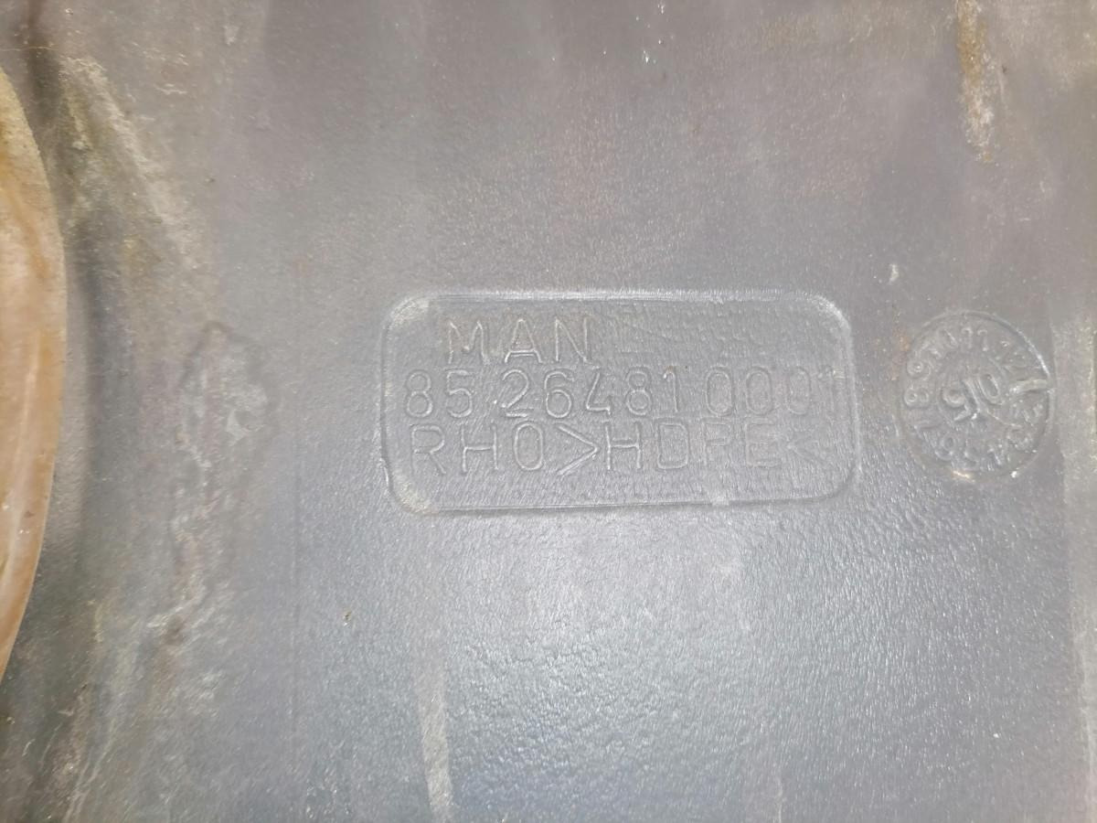 MAN Windscreen washer fluid tank 85264810001 - Vindrutetorkare för Lastbil: bild 5 MAN Windscreen washer fluid tank 85264810001 - Vindrutetorkare för Lastbil: bild 5