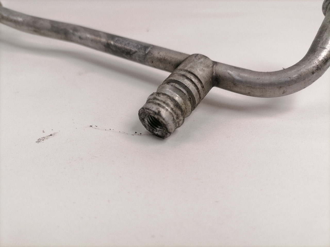 Mercedes-Benz A/C pipe A9608309417 - Värme/ Ventilation för Lastbil: bild 3 Mercedes-Benz A/C pipe A9608309417 - Värme/ Ventilation för Lastbil: bild 3