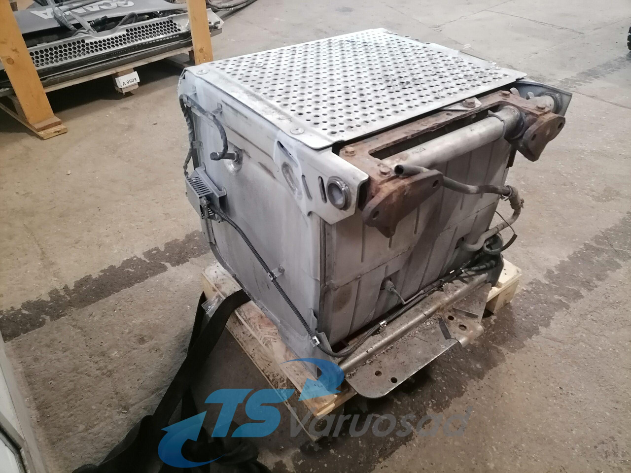 Mercedes-Benz Muffler A0034900314 - Ljuddämpare för Lastbil: bild 3 Mercedes-Benz Muffler A0034900314 - Ljuddämpare för Lastbil: bild 3