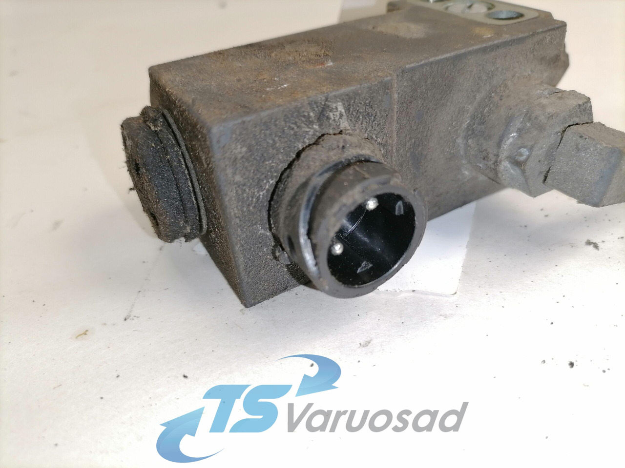 Mercedes-Benz Solenoid valve A0049978536 - Bromsventil för Lastbil: bild 3 Mercedes-Benz Solenoid valve A0049978536 - Bromsventil för Lastbil: bild 3