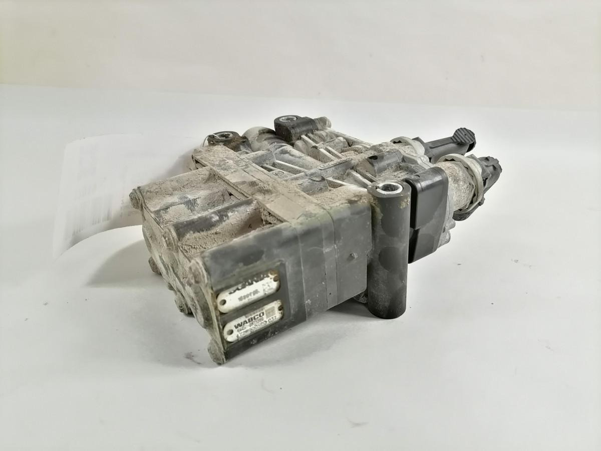 Scania Air suspension control valve, ECAS 1889796 - Bromsventil för Lastbil: bild 5 Scania Air suspension control valve, ECAS 1889796 - Bromsventil för Lastbil: bild 5