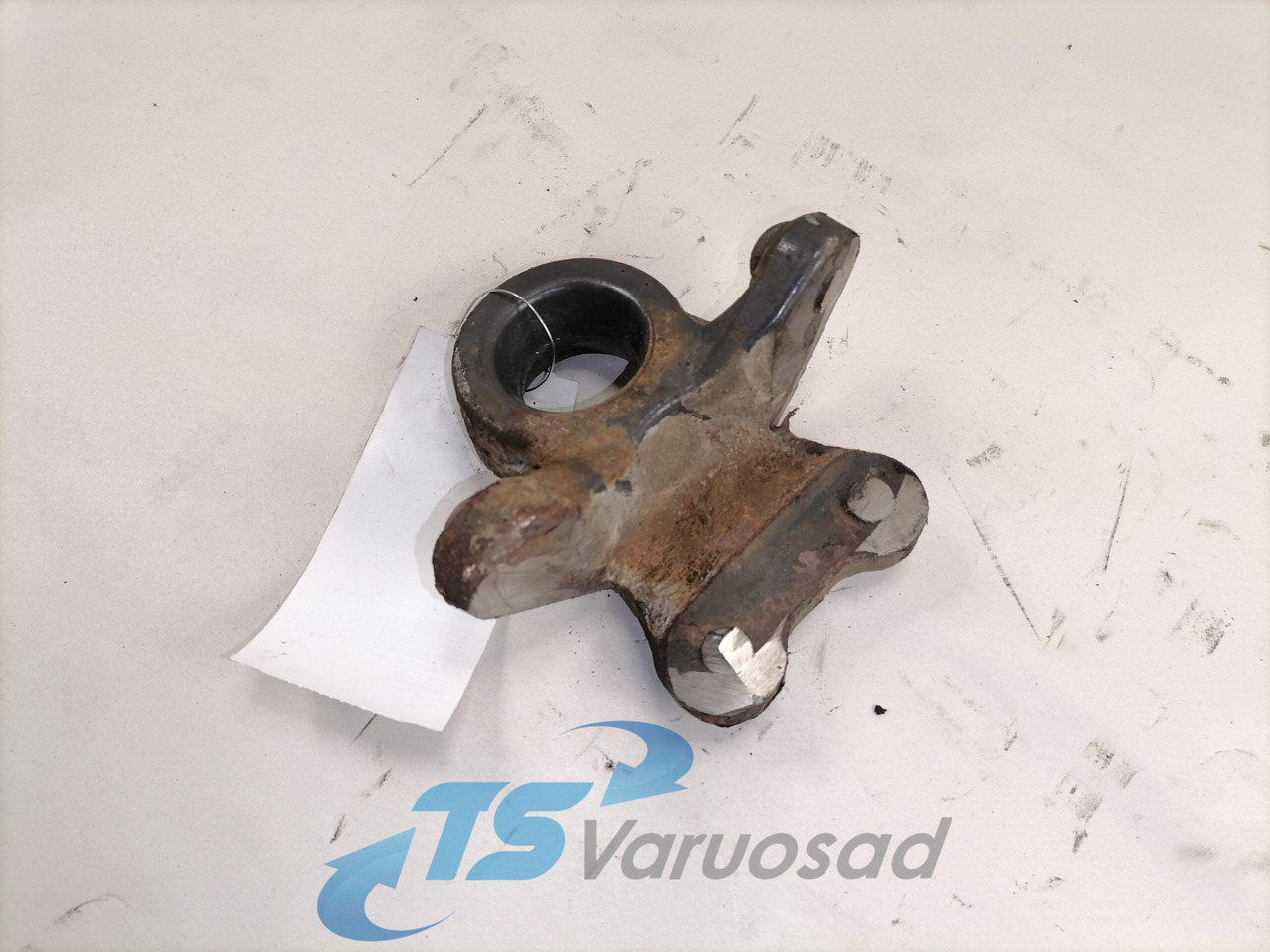 Scania Anti-roll bar bracket 1434748 - Krängningshämmare för Lastbil: bild 3 Scania Anti-roll bar bracket 1434748 - Krängningshämmare för Lastbil: bild 3