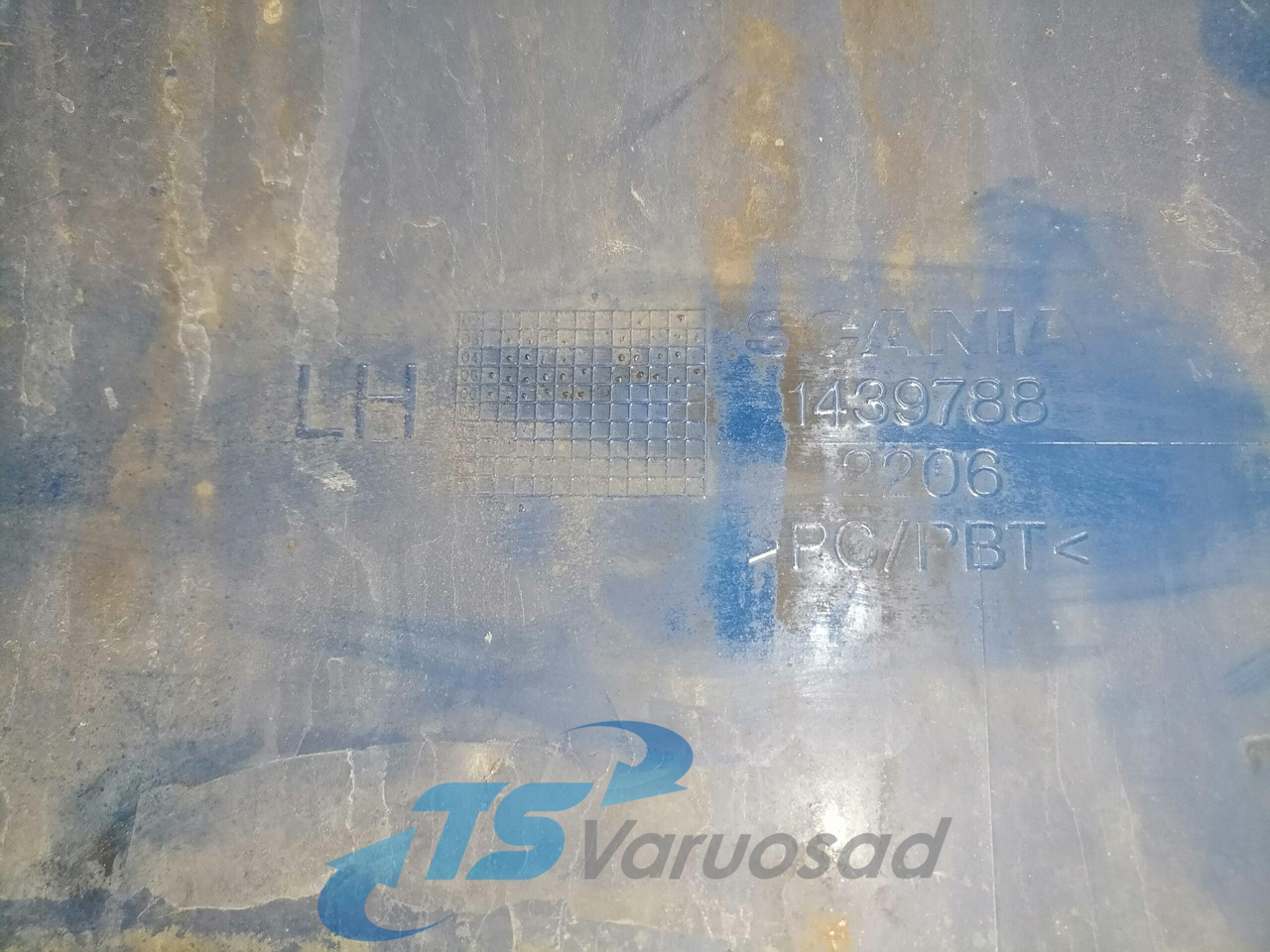 Scania Bumper cover 1439788 - Stötfångarhörn för Lastbil: bild 2 Scania Bumper cover 1439788 - Stötfångarhörn för Lastbil: bild 2