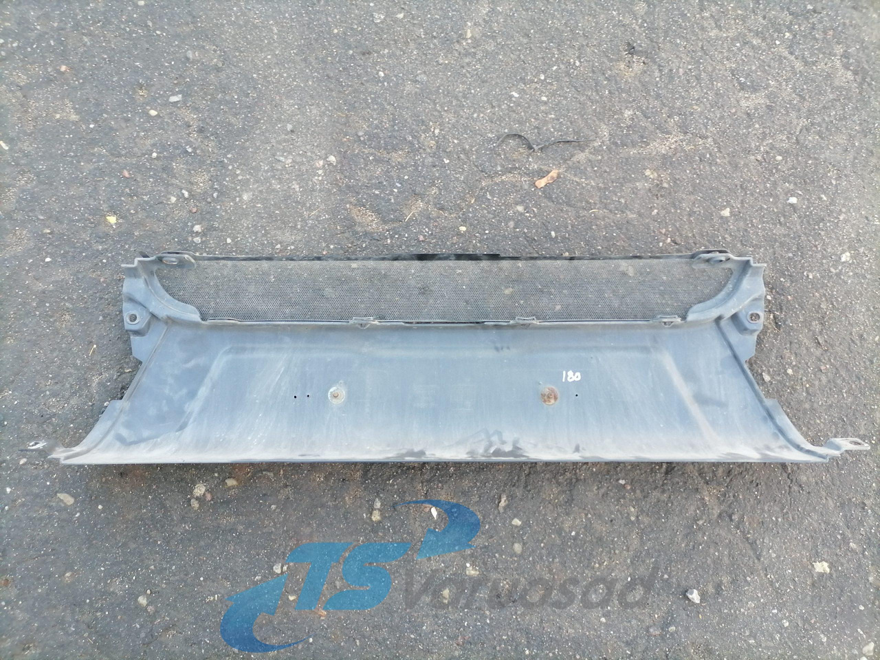Scania Bumper cover 1865181 - Stötfångarhörn för Lastbil: bild 2 Scania Bumper cover 1865181 - Stötfångarhörn för Lastbil: bild 2