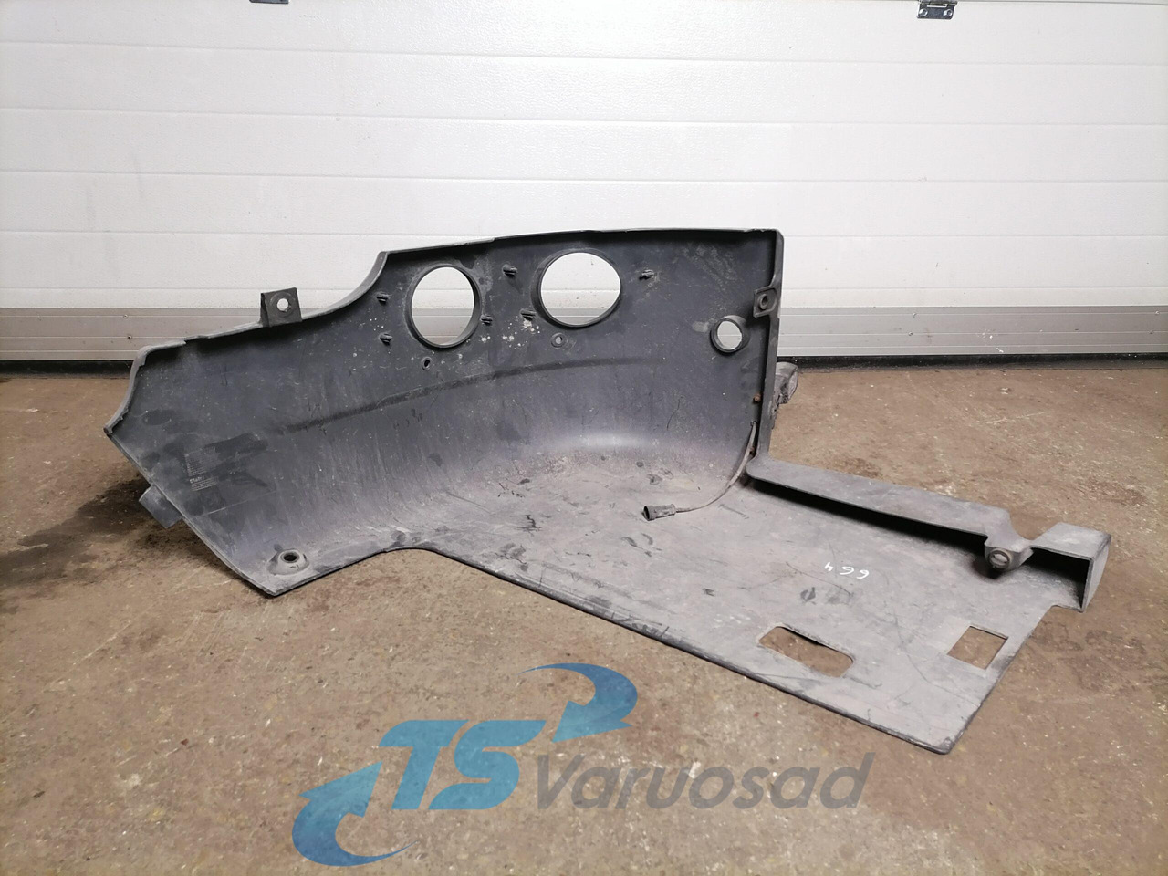Scania Bumper cover 1884915 - Stötfångarhörn för Lastbil: bild 1 Scania Bumper cover 1884915 - Stötfångarhörn för Lastbil: bild 1