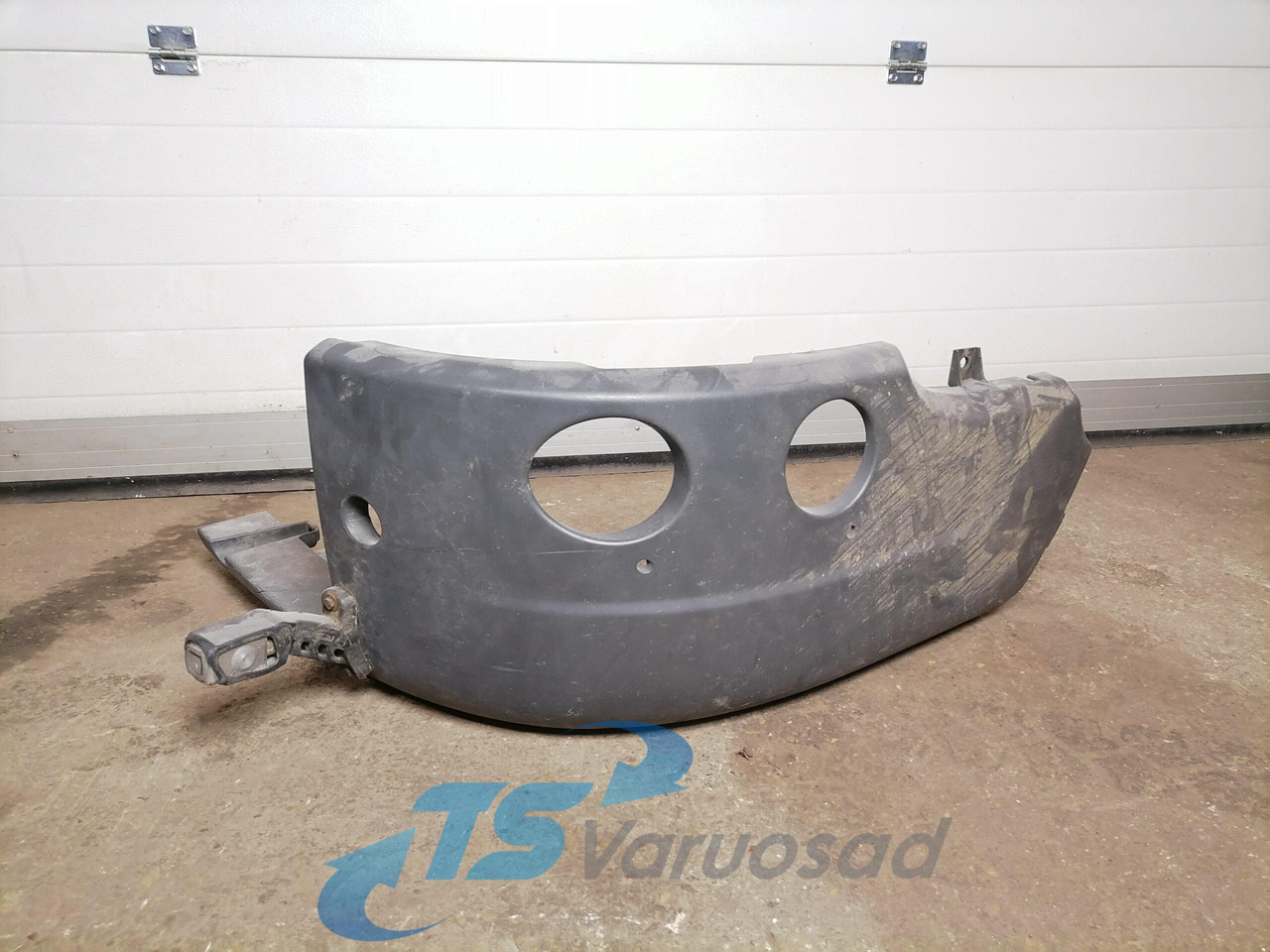 Scania Bumper cover 1884915 - Stötfångarhörn för Lastbil: bild 2 Scania Bumper cover 1884915 - Stötfångarhörn för Lastbil: bild 2