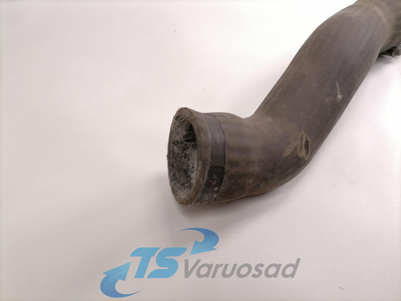 Scania Coolant pipe 1362974 - Kylsystem för Lastbil: bild 3 Scania Coolant pipe 1362974 - Kylsystem för Lastbil: bild 3