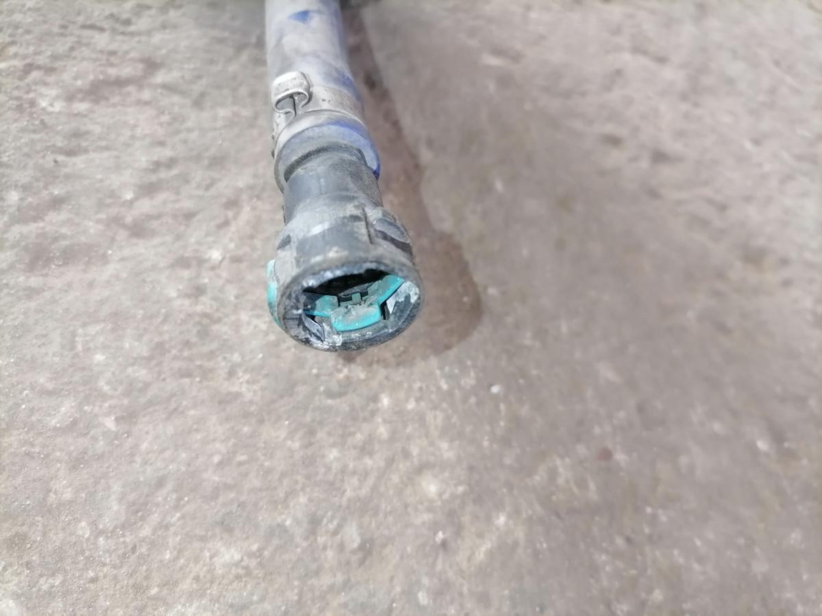 Scania Coolant pipe 2451637 - Kylsystem för Lastbil: bild 4 Scania Coolant pipe 2451637 - Kylsystem för Lastbil: bild 4