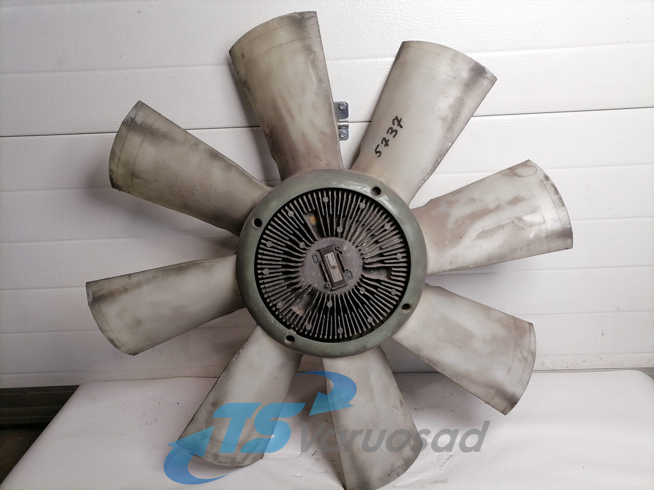 Scania Cooling fan 1392261 - Fläkt för Lastbil: bild 1 Scania Cooling fan 1392261 - Fläkt för Lastbil: bild 1