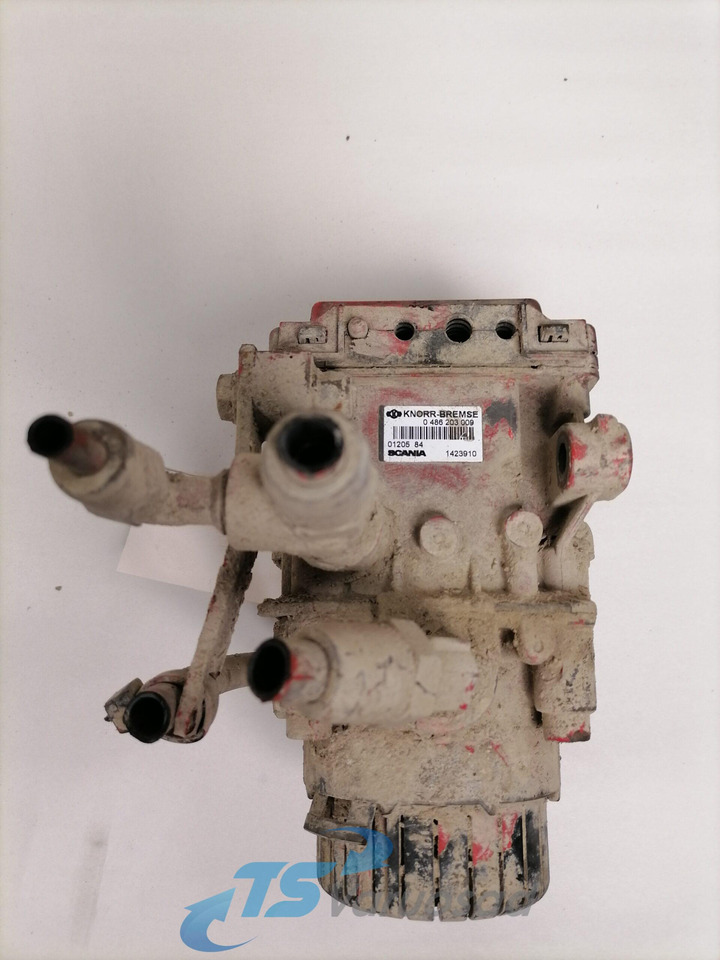Scania EBS brake valve 1423910 - Bromsventil för Lastbil: bild 1 Scania EBS brake valve 1423910 - Bromsventil för Lastbil: bild 1
