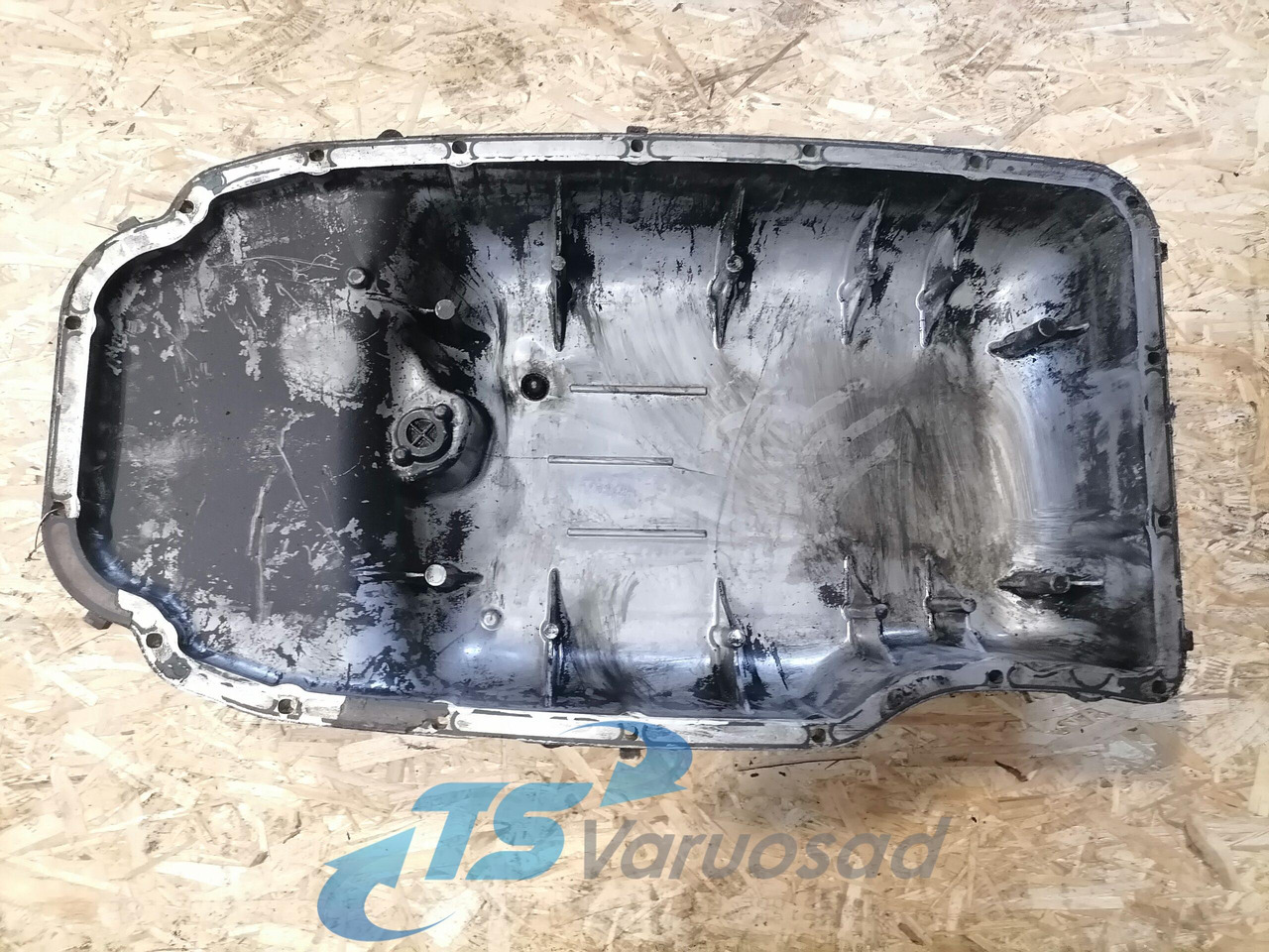 Scania Oil sump 2023780 - Oljetråg för Lastbil: bild 3 Scania Oil sump 2023780 - Oljetråg för Lastbil: bild 3