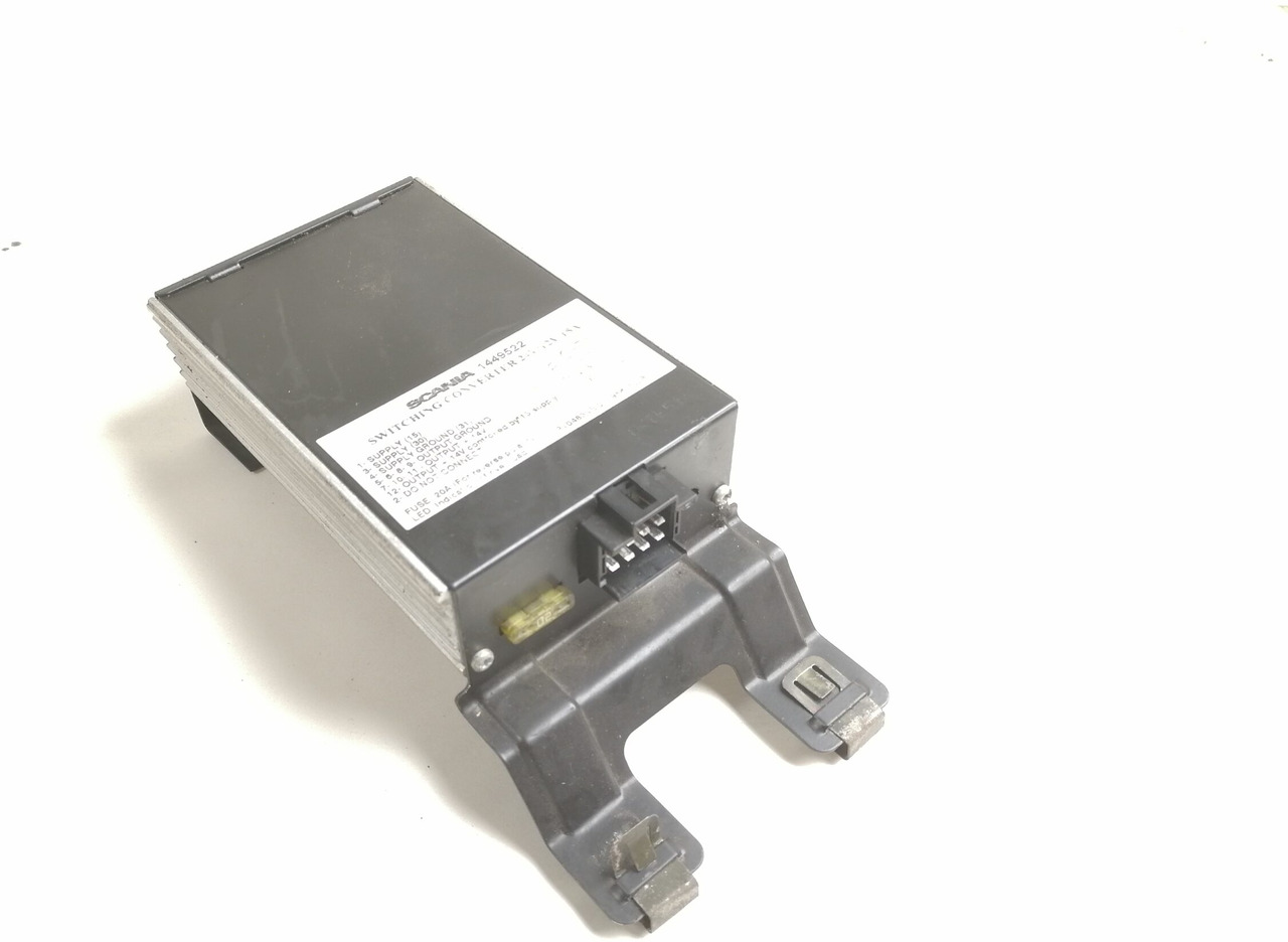 Scania Voltage converter 1449522 - Elektriskt system för Lastbil: bild 2 Scania Voltage converter 1449522 - Elektriskt system för Lastbil: bild 2