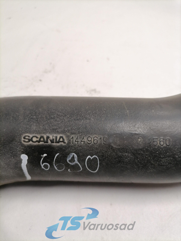 Scania intercooler pipe 1449619 - Intercooler för Lastbil: bild 2 Scania intercooler pipe 1449619 - Intercooler för Lastbil: bild 2