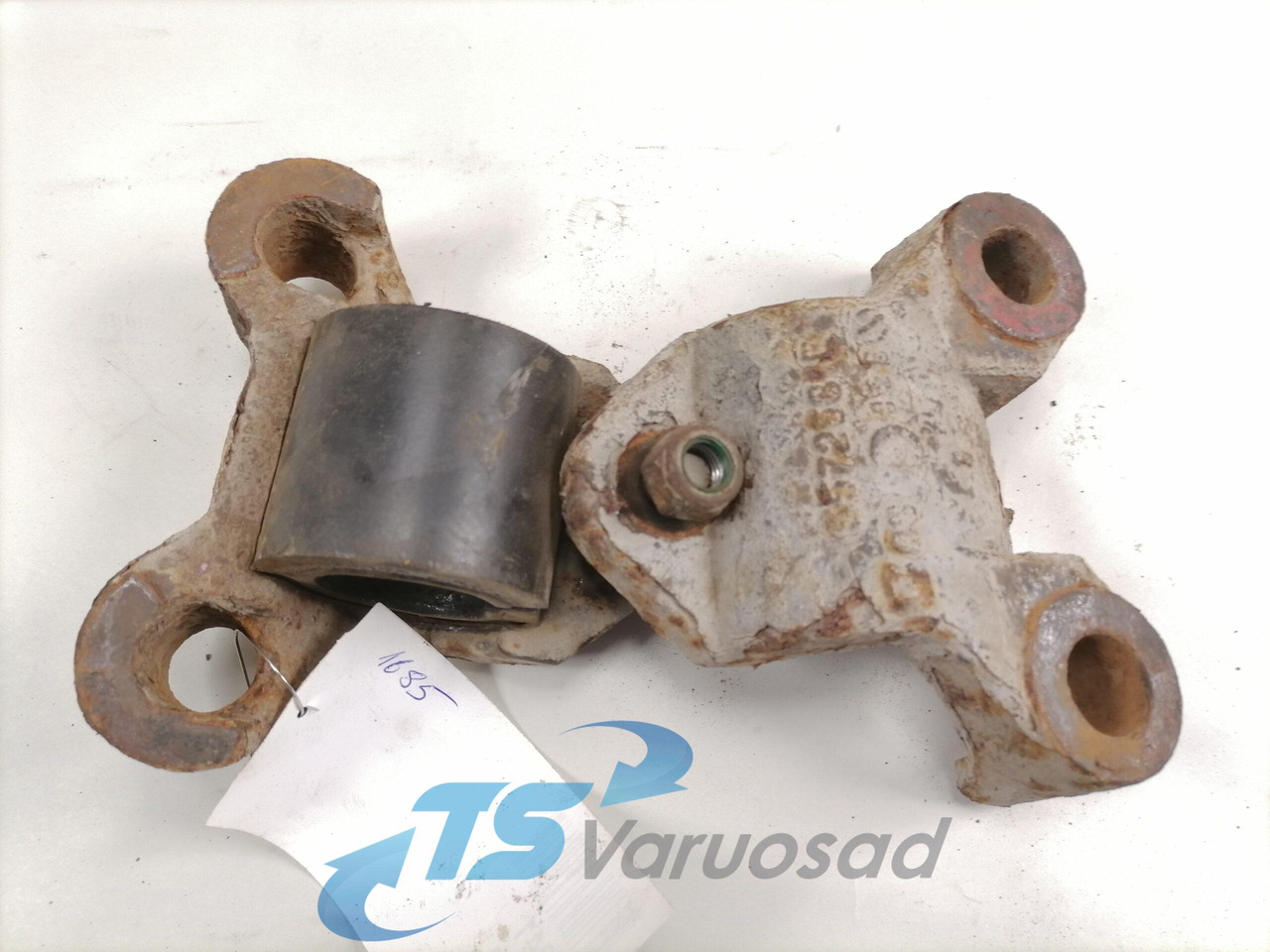 Volvo Anti-roll bar bracket 20709554 - Krängningshämmare för Lastbil: bild 2 Volvo Anti-roll bar bracket 20709554 - Krängningshämmare för Lastbil: bild 2