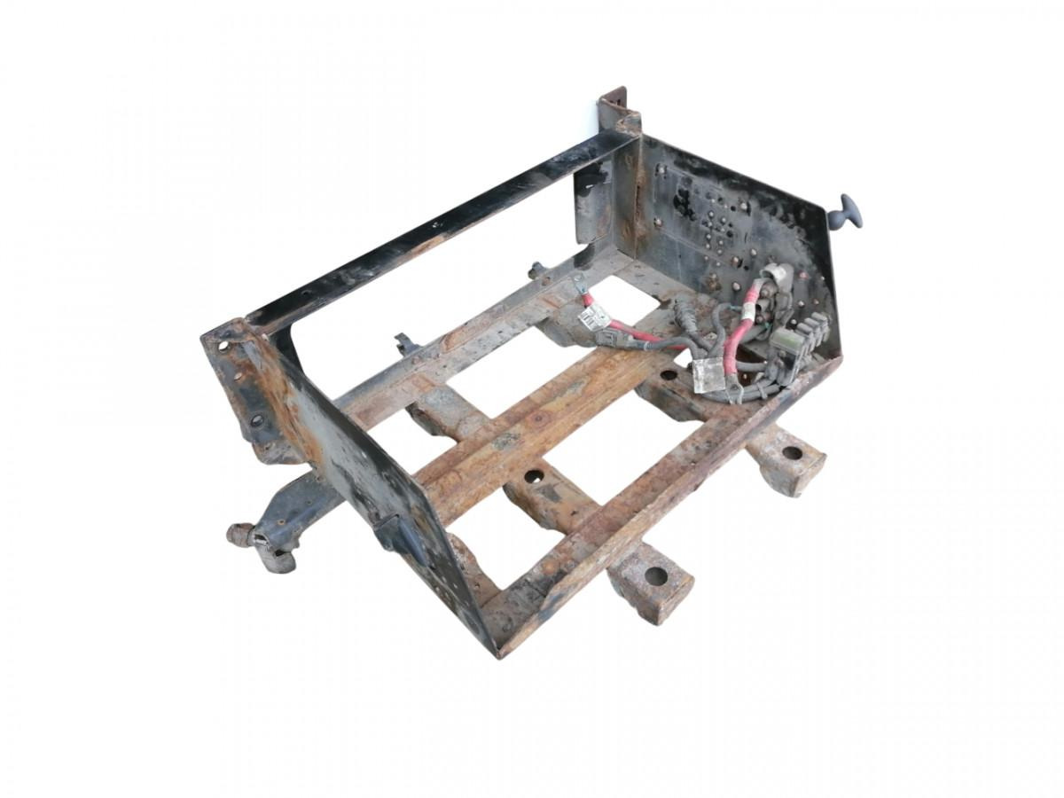 Volvo Battery box 21042654 - Batteri för Lastbil: bild 1 Volvo Battery box 21042654 - Batteri för Lastbil: bild 1